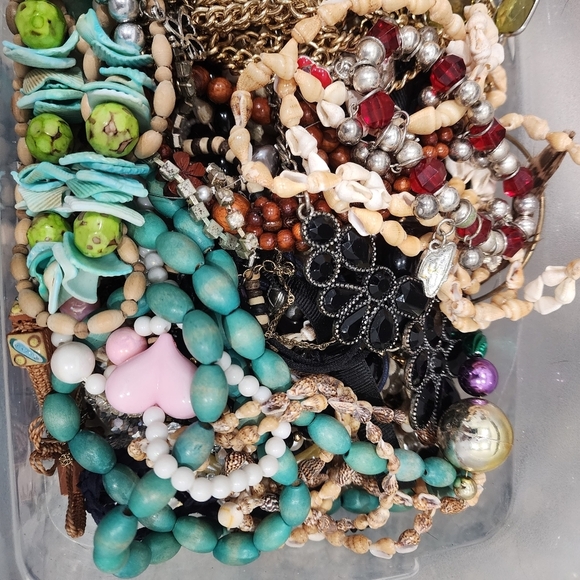 5 lb Mystery Jewelry Box – Bulk Lot for Resale, Crafting & Collecting - Picture 6 of 15